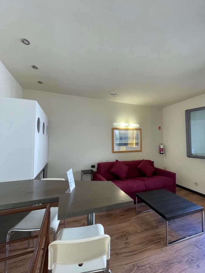 Select Executive Residence ฟลอเรนซ์ ภายนอก รูปภาพ